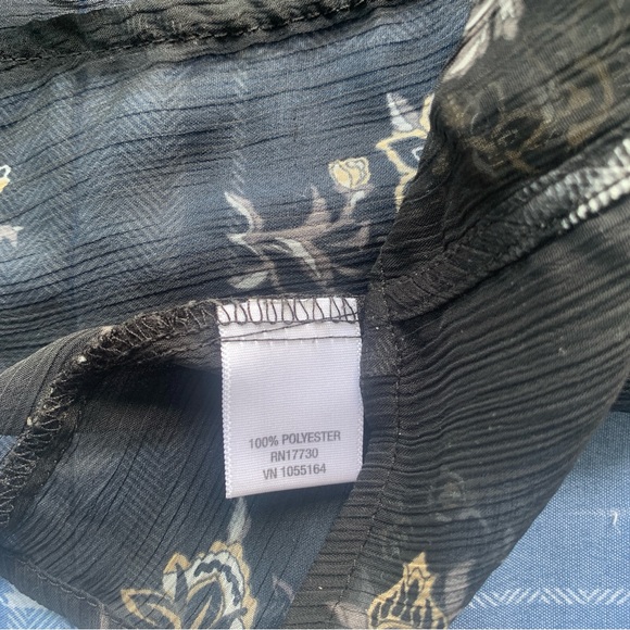 Converse Asymmetrical Floral and Plaid Tank Top - Picture 7 of 10